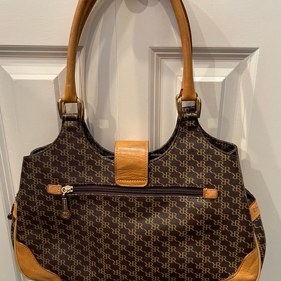 Rioni Satchel - Picture 4 of 9